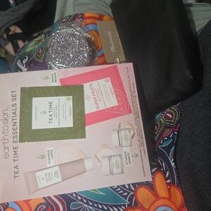 Kandy Life Drawstring Bag with Earth to Skin Set, Compact Morror, Nwt Madewell